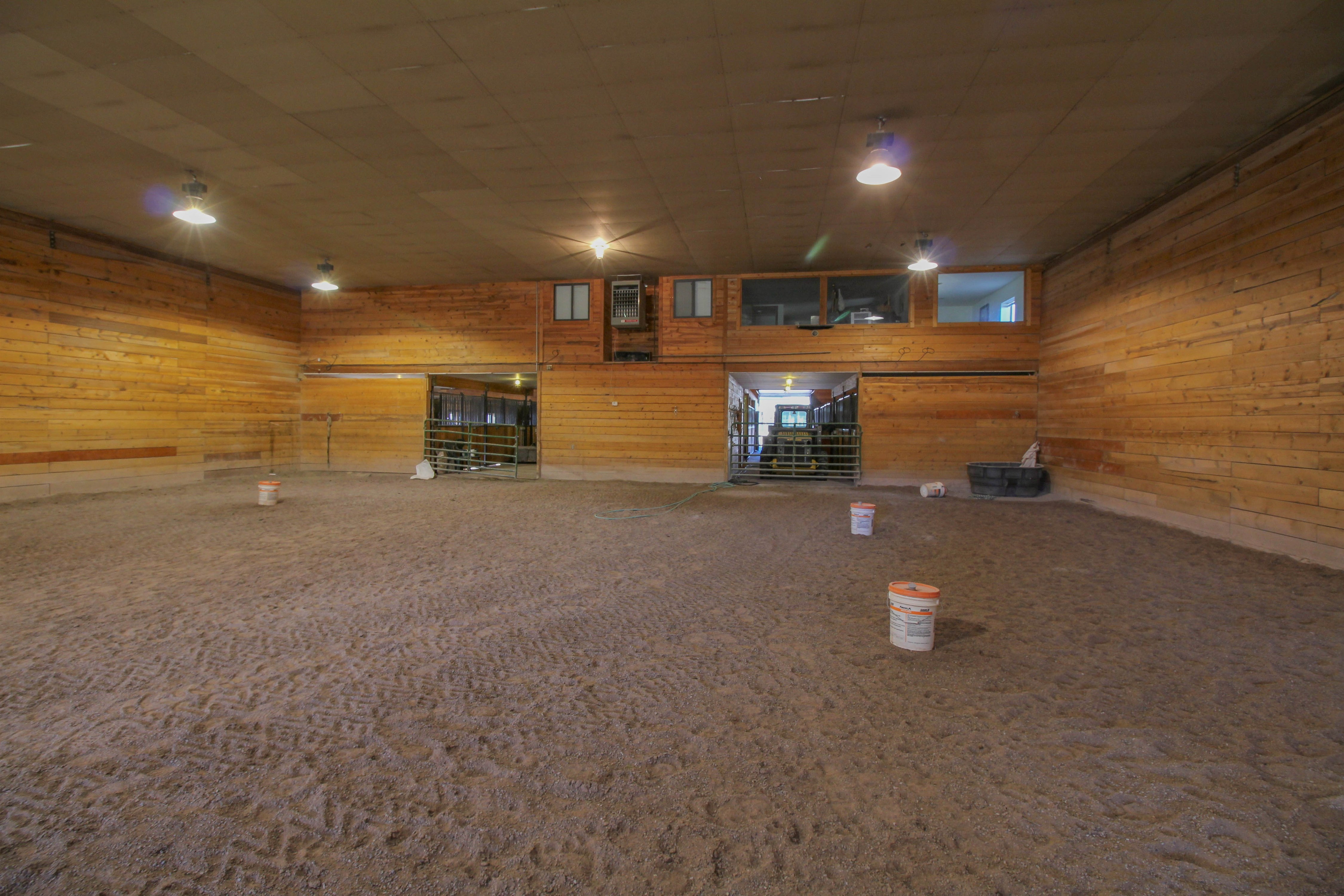 Montana Ranch Properties 015_Indoor Arena